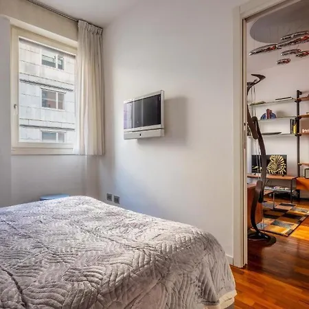 Apartment Amazing In The Heart Of Pta Venezia Milan