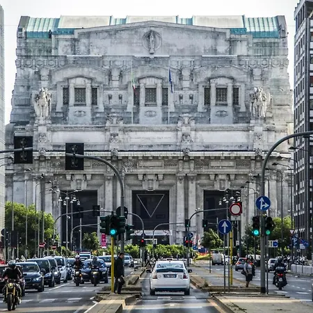 Amazing In The Heart Of Pta Venezia Apartment Milan